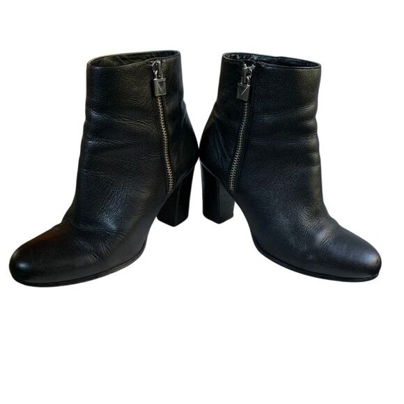 Black Leather Michael Kors Margaret Stacked High Heel Bootie Size 8 - Picture 7 of 10